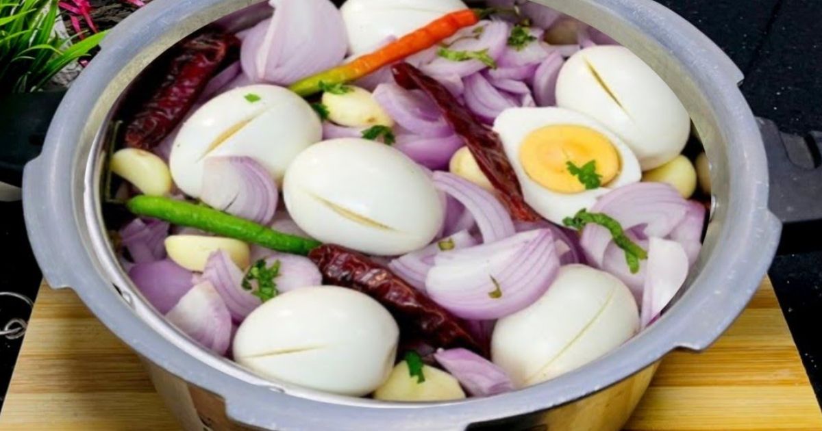 Special Cooker Egg Curry Recipe