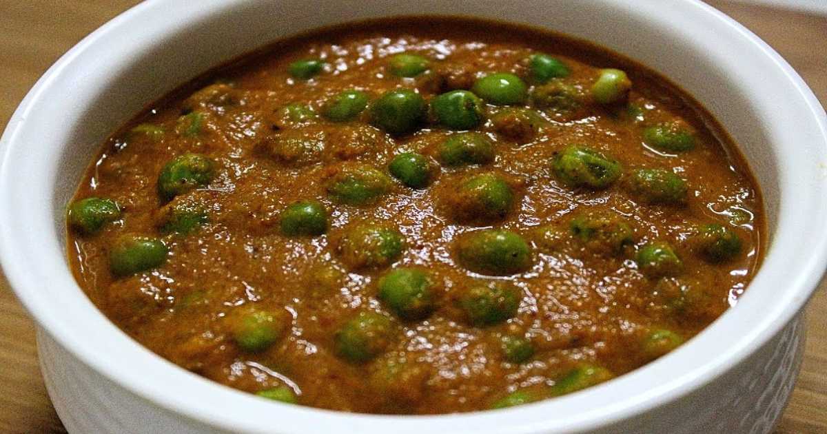 Dhaba Special Tasty Green Peas Curry Recipe