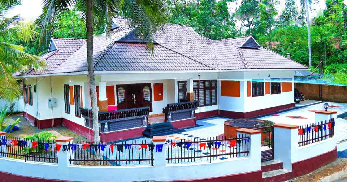 Kerala Traditional 3BHK Interlock Home
