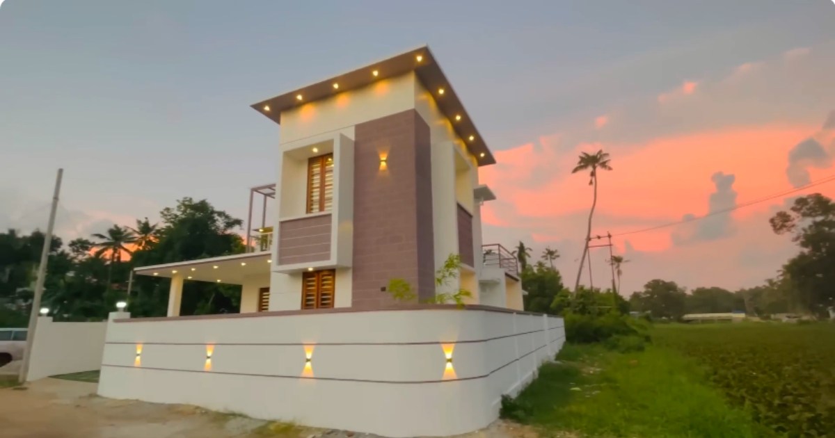 2350 sqft Home in 6.5 cent Plot
