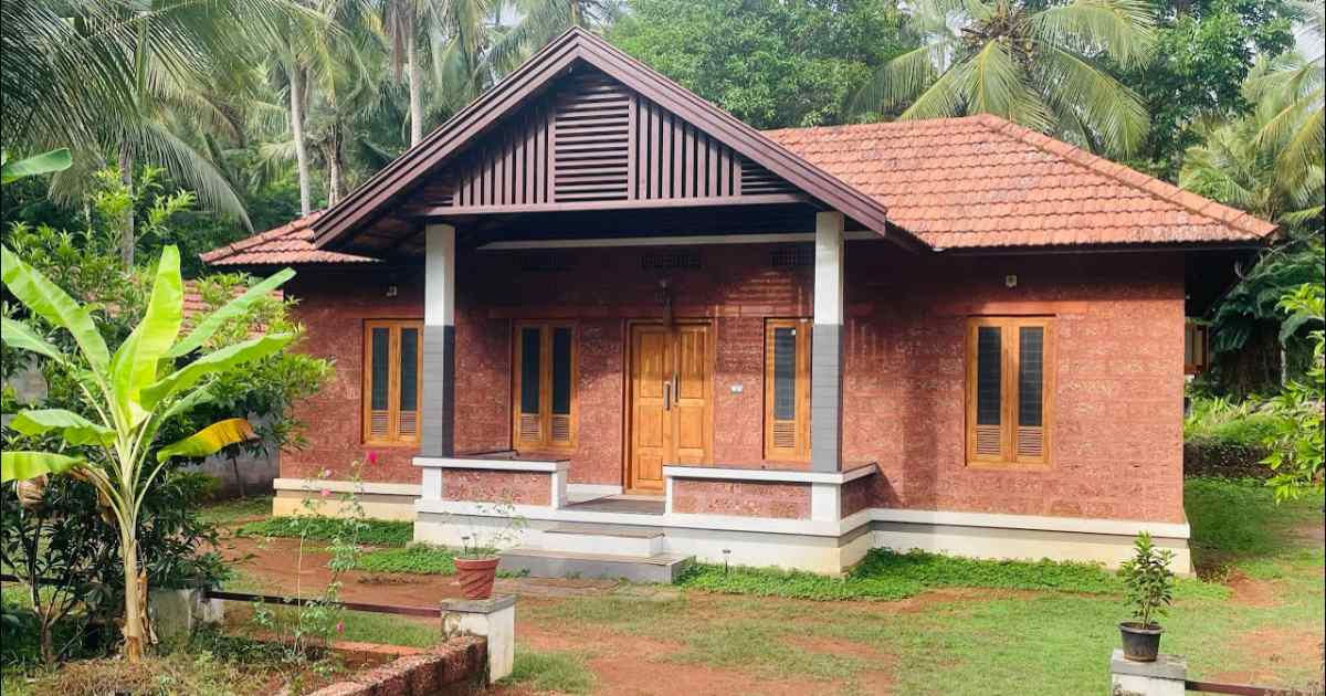 1450 Sqft Low Budget Naalukettu home