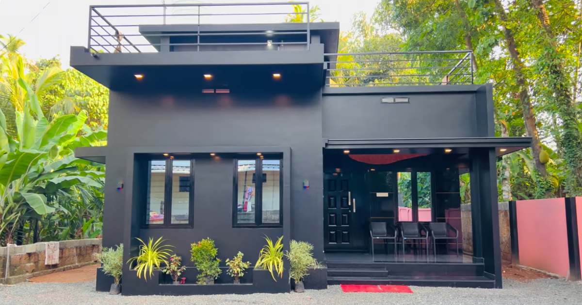 1000Sqft Black colour home