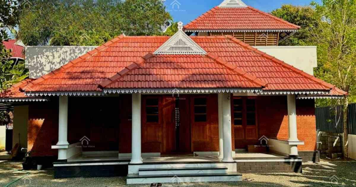 1560 Sqft Kerala Traditional Home plan