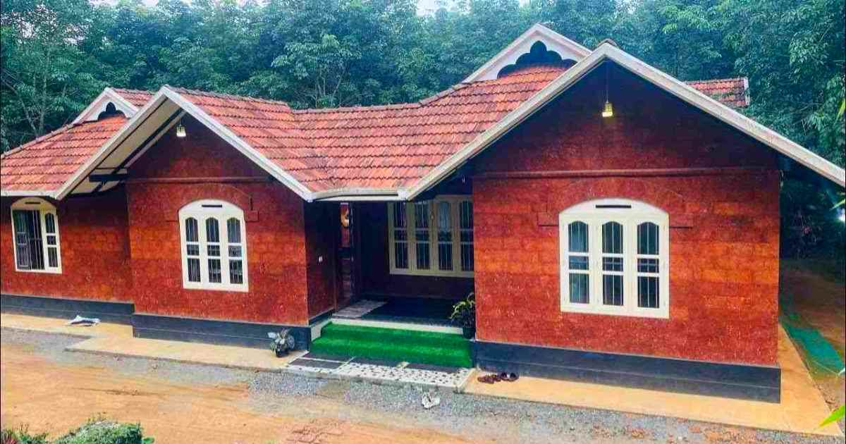 1800sqft 4BHK simple Naalukettu Home