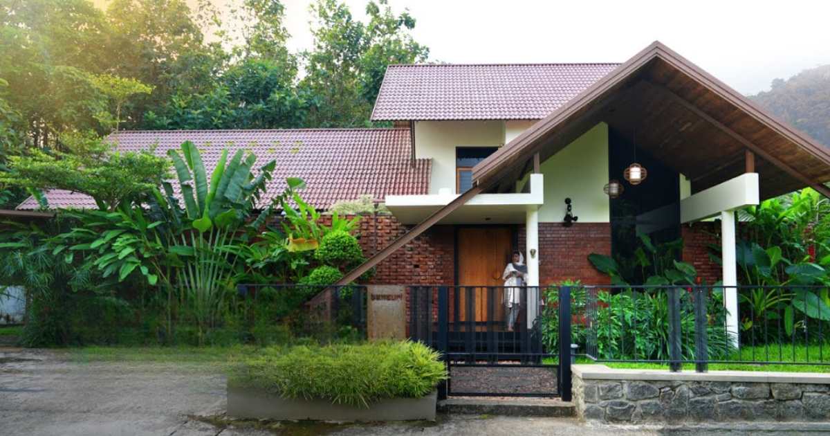 2450 sq ft Kerala Tropical House